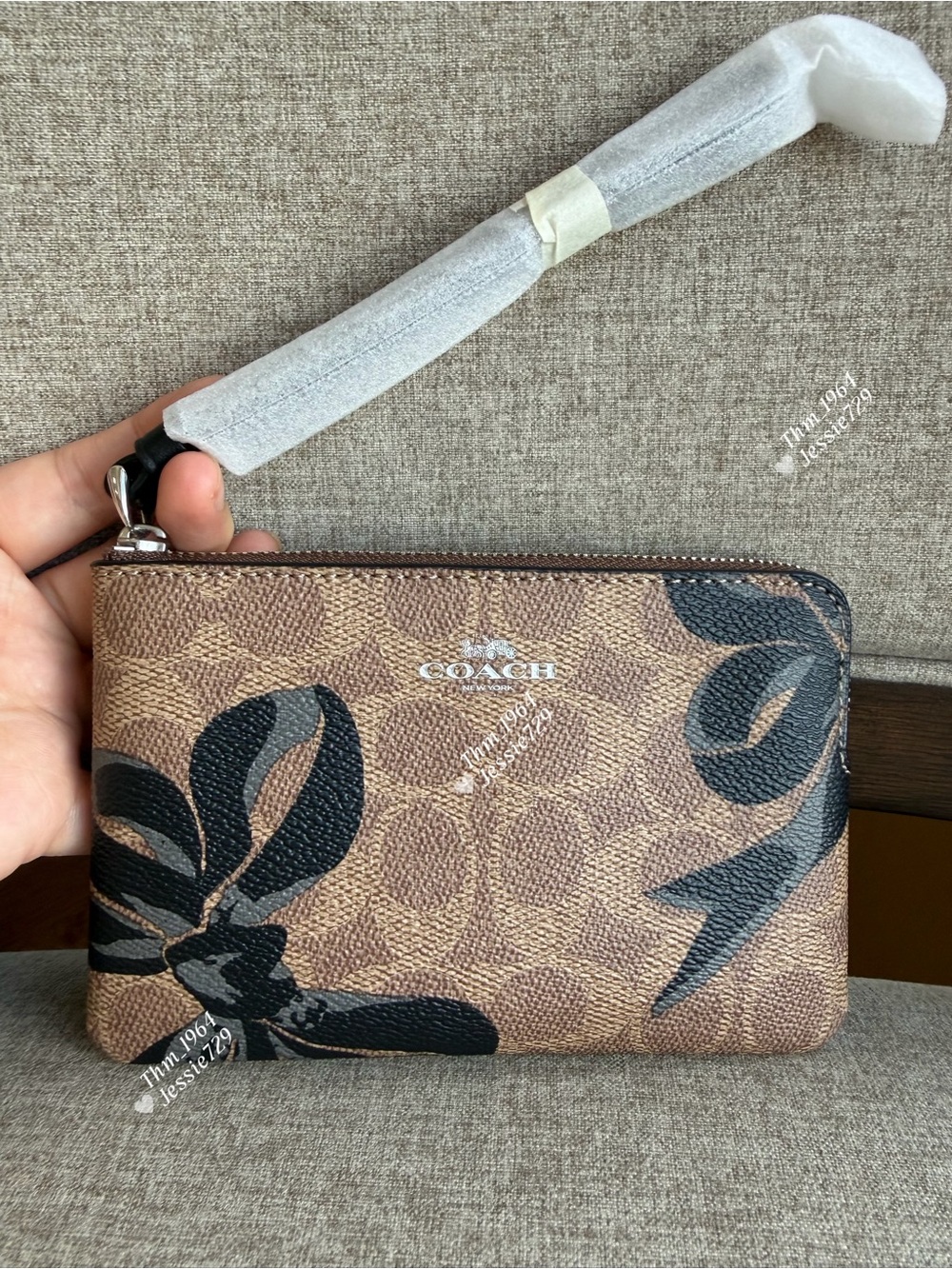 NWT！2PCS COACH City Bucket Bag In Signature With Bow Print And Wrsitlet（CZ440） - Picture 9 of 11